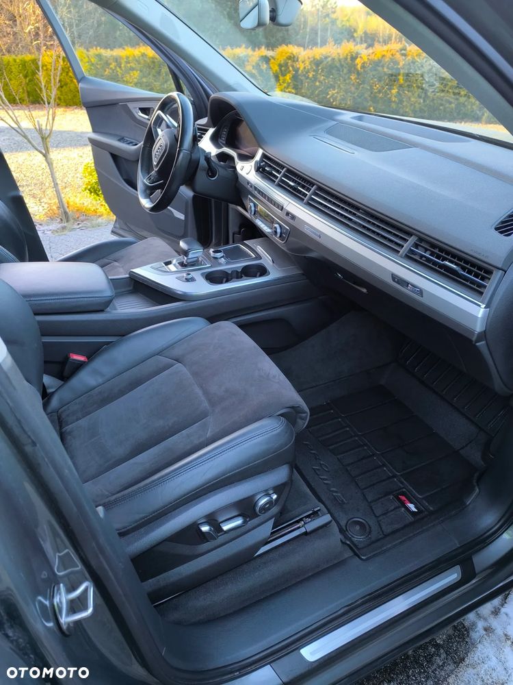 Audi Q7 - 28