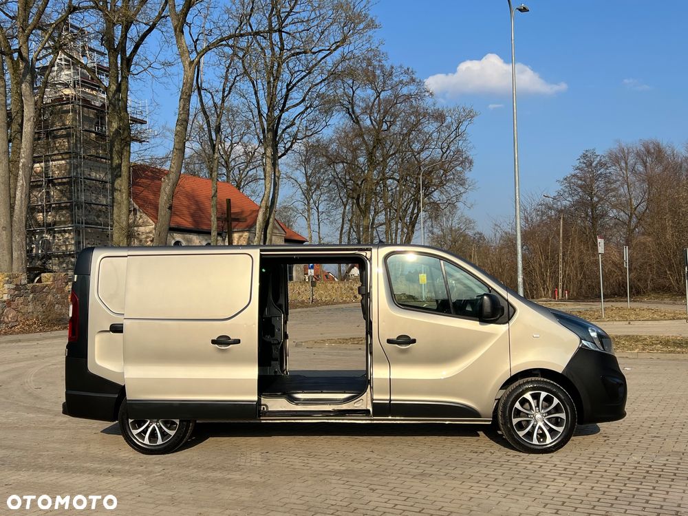 Opel Vivaro - 9