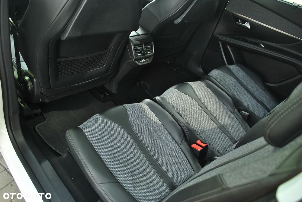 Peugeot 5008 BlueHDi 130 Allure - 12