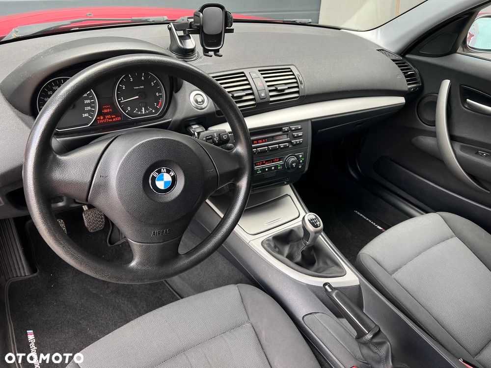 BMW Seria 1 - 16