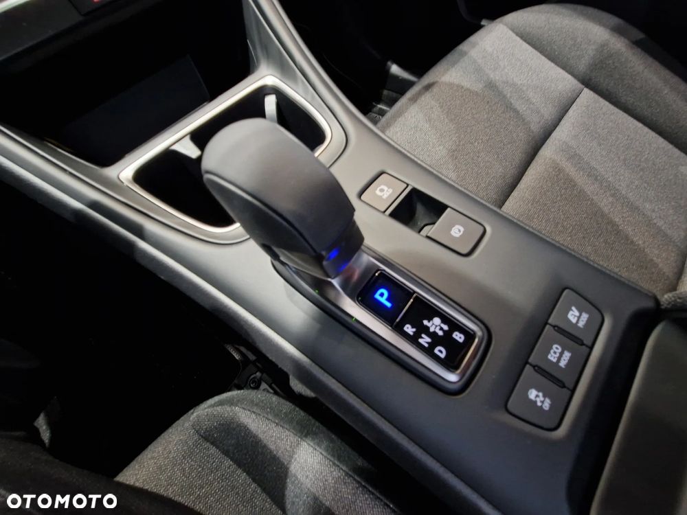 Lexus LBX 1.5 Hybrid - 14