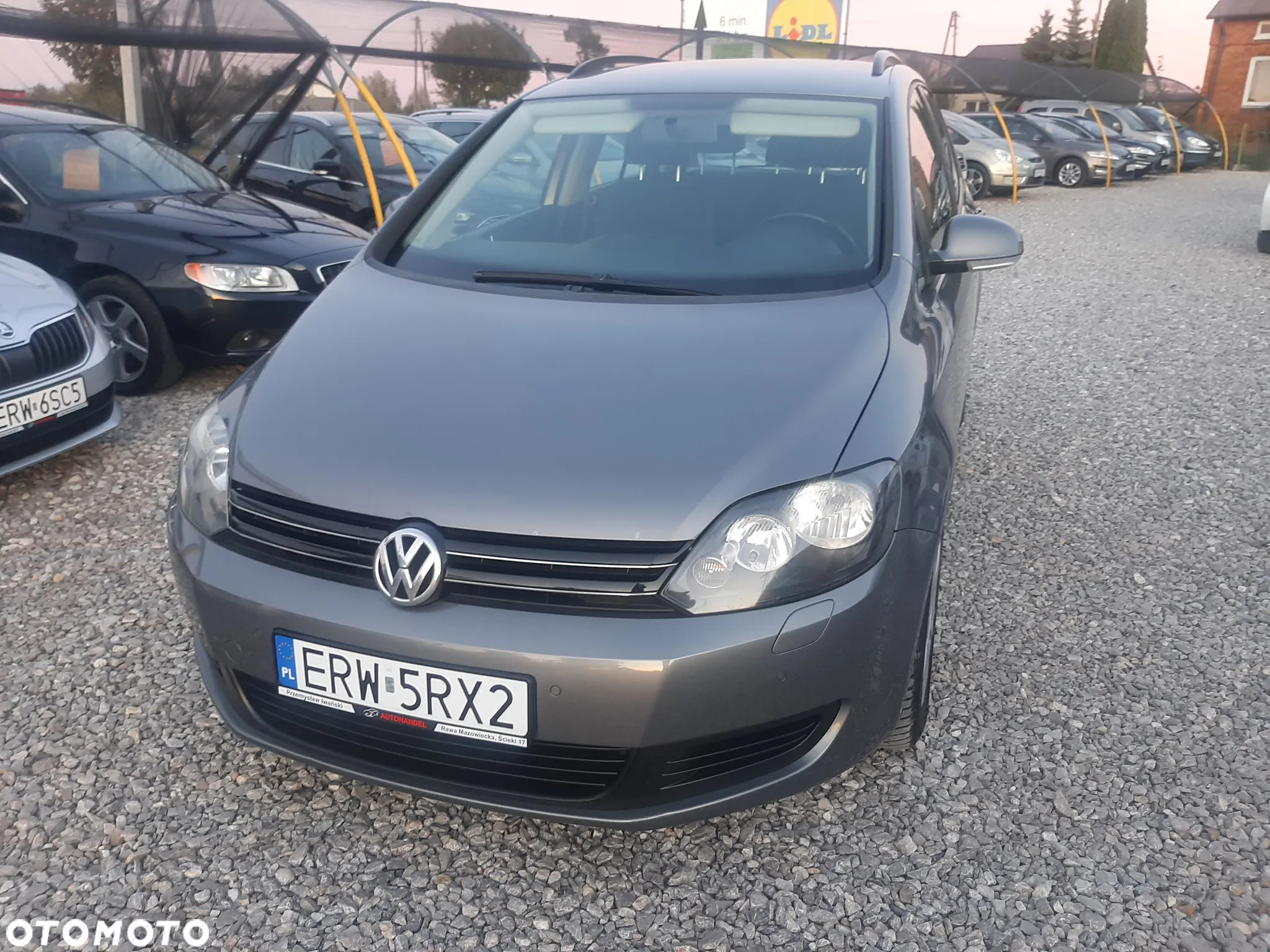 Volkswagen Golf Plus 1.6 TDI BlueMot Comfortline - 3