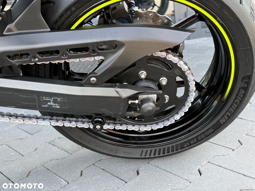 Kawasaki Z 900 - 29