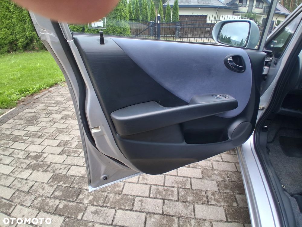 Honda Jazz 1.4 CVT ES - 15