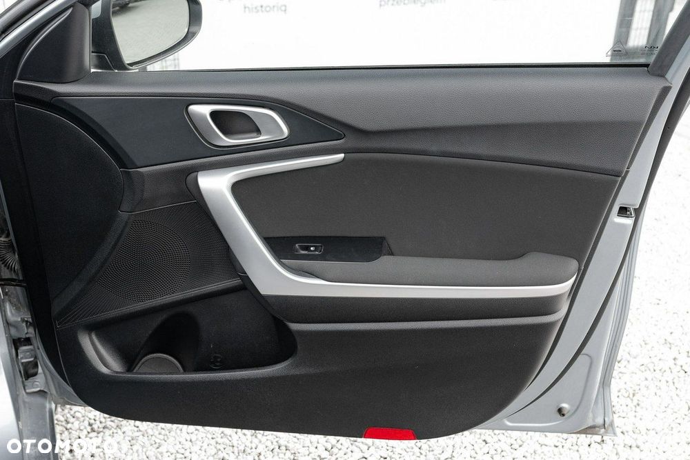 Kia Ceed 1.5 T-GDI M DCT - 28