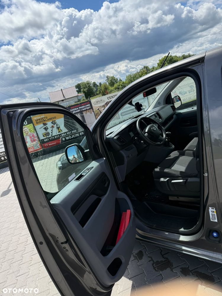 Toyota ProAce Kombi D-4D Long 2,8t - 28