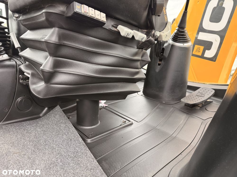 JCB 3CX CONTRACTOR - 15