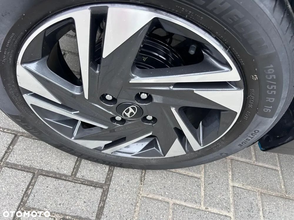 Hyundai i20 1.2 Modern - 38
