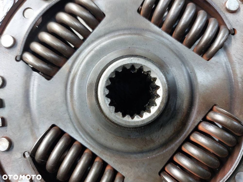 SPRZĘGŁO TARCZA + DOCISK + ŁOŻYSKO OPOROWE CITROEN C3 PLURIEL I 1.6 16V - 4