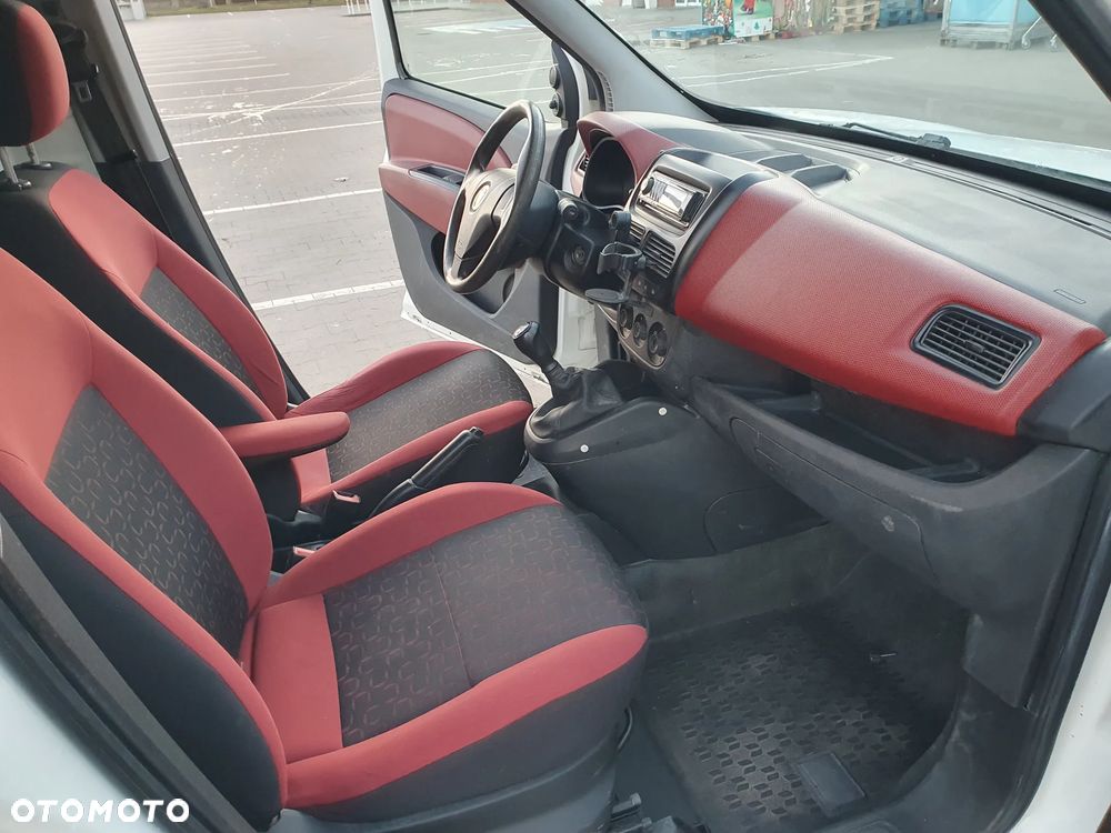 Fiat Doblo - 8