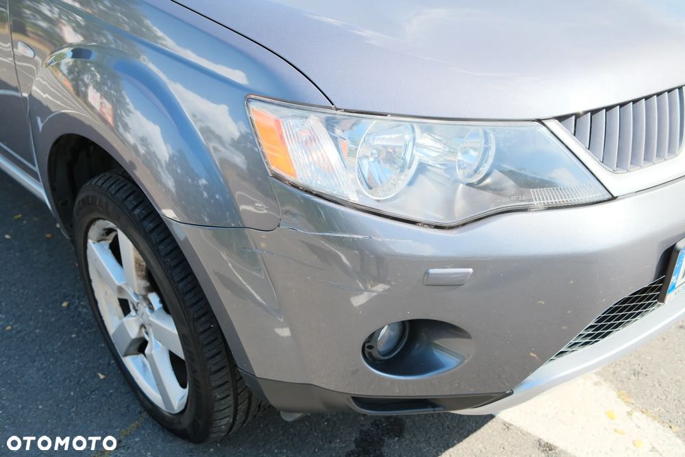 Mitsubishi Outlander 2.0 DID Intense + - 7