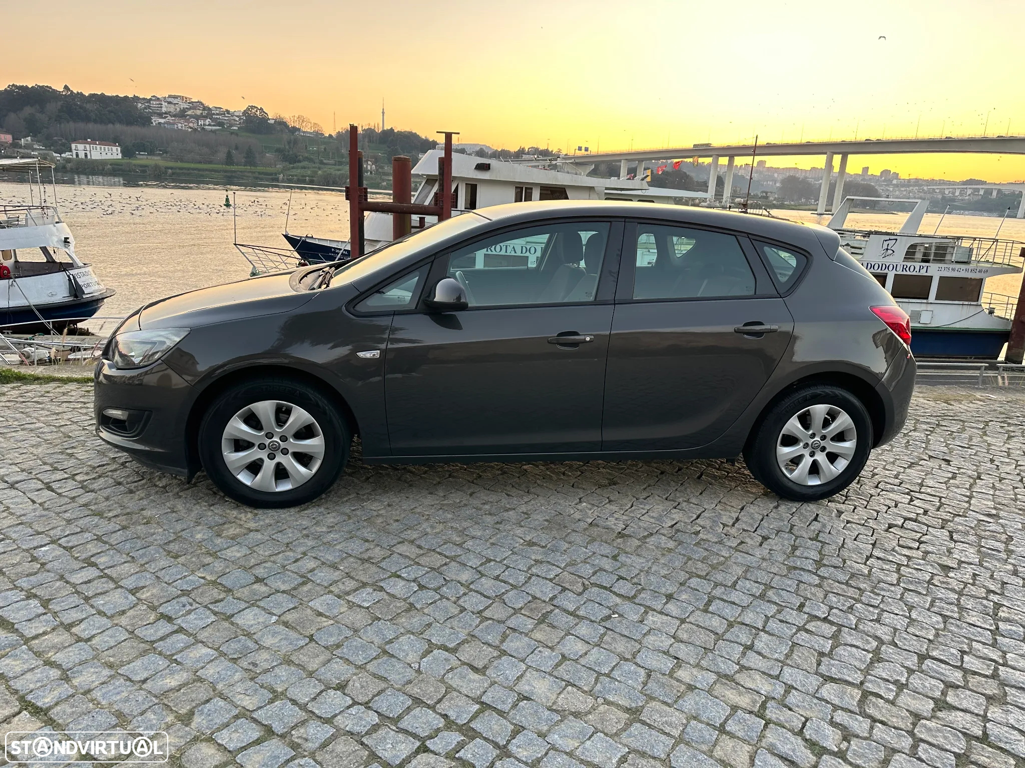 Opel Astra 1.3 CDTi Cosmo Start/Stop - 2