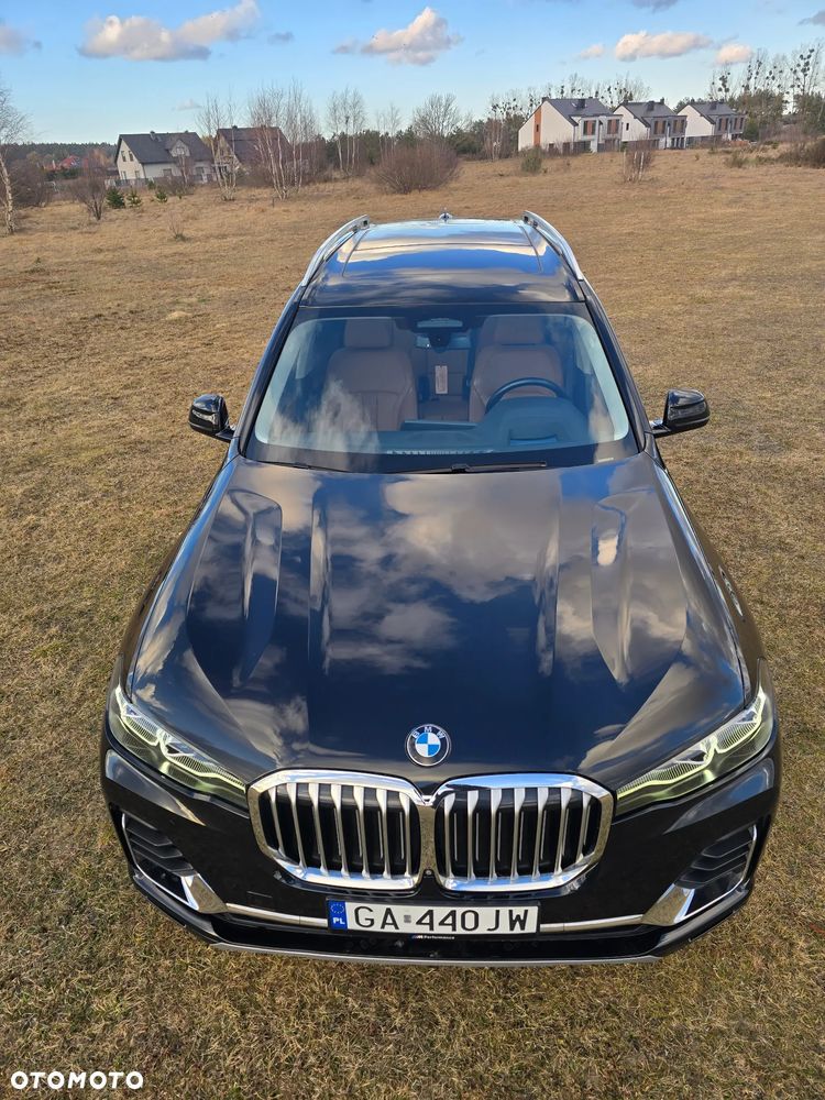 BMW X7 M50i - 13