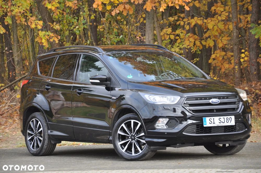 Ford Kuga 1.5 EcoBoost 2x4 Cool & Connect - 1