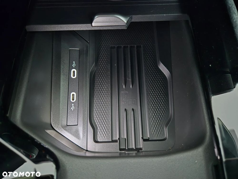 Skoda Superb 2.0 TSI Edition 130 DSG - 34