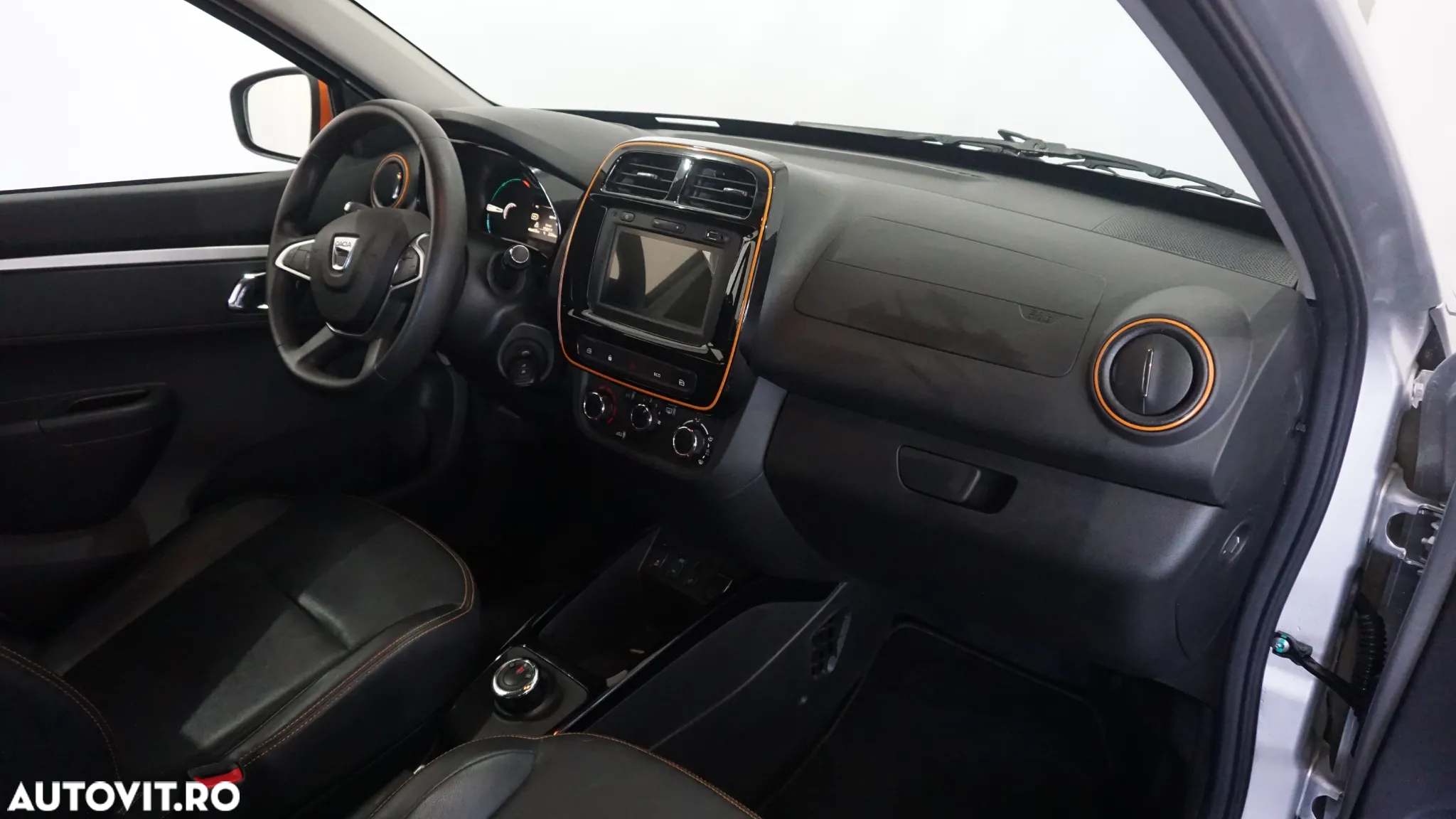 Dacia Spring Comfort Plus - 11