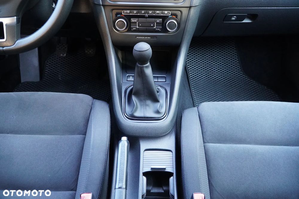 Volkswagen Golf 1.4 TSI Highline - 25