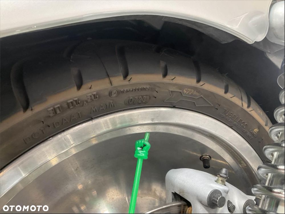 Harley-Davidson Softail V-Rod - 15