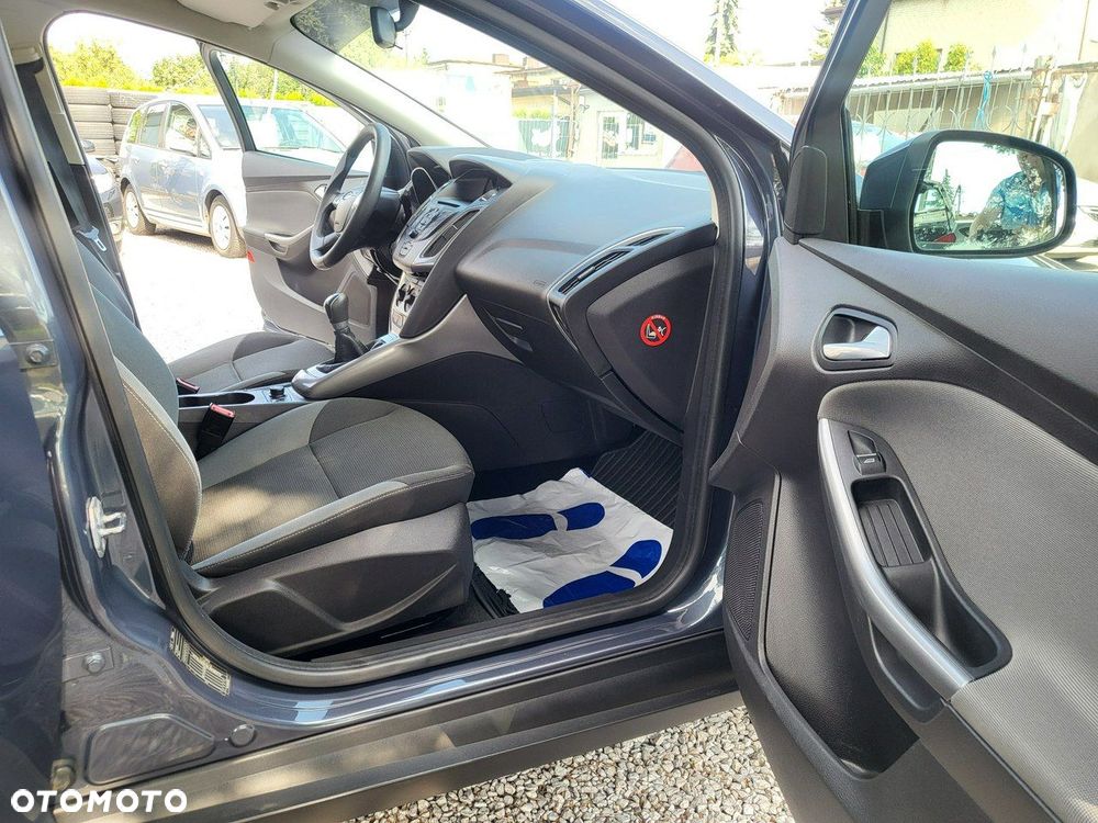 Ford Focus - 21