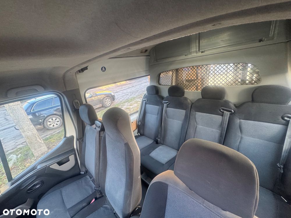 Nissan NV400 - 6