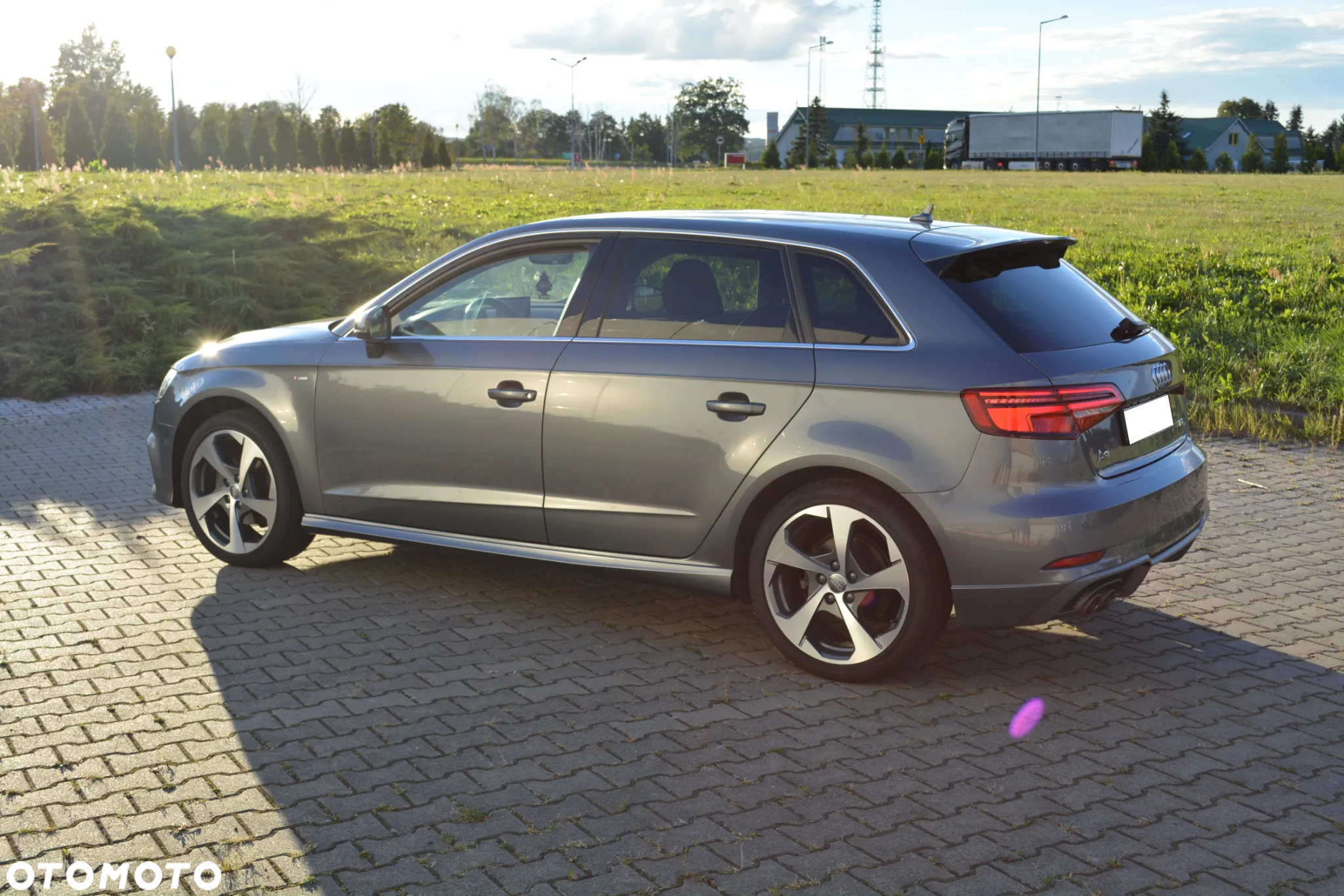 Audi A3 2.0 TDI Sportback S tronic S line Sportpaket - 17