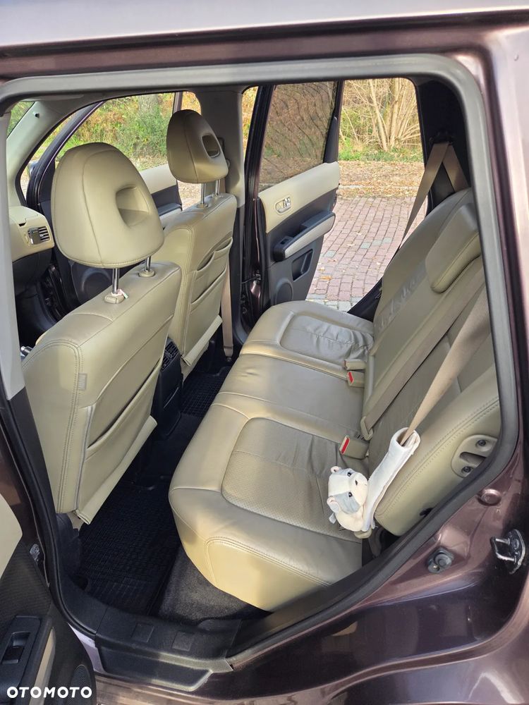 Nissan X-Trail 2.0 dCi SE - 17