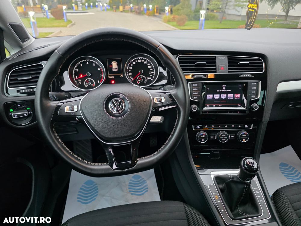 Volkswagen Golf 1.2 TSI BlueMotion Technology Cup - 10