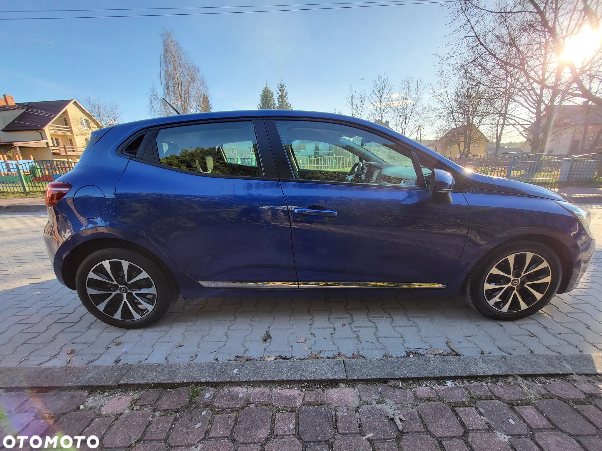 Renault Clio BLUE dCi 100 INTENS - 9