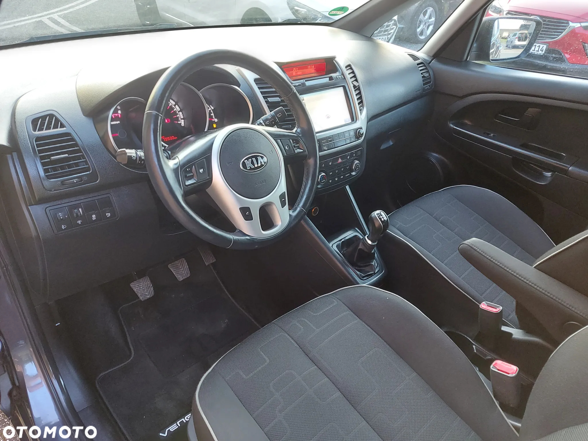 Kia Venga 1.6 CRDi 128 Edition 7 - 22