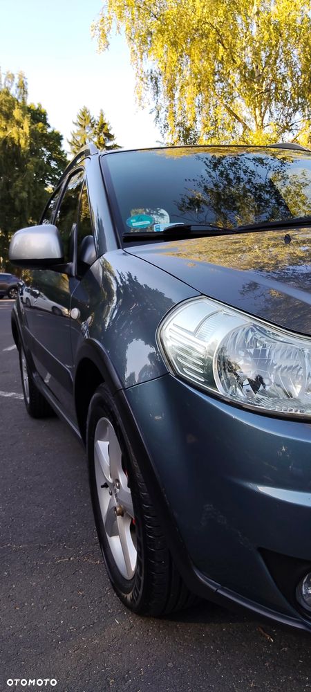 Suzuki SX4 1.6 VVT 4x2 Comfort Dance - 10