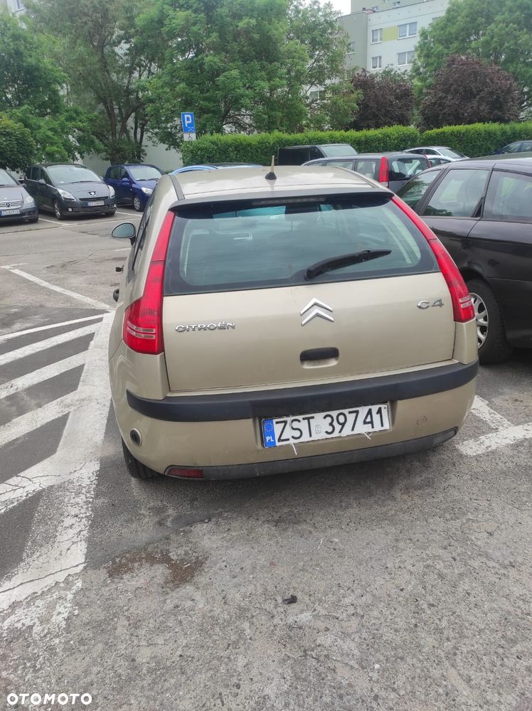 Citroën C4 1.4 16V SX - 7