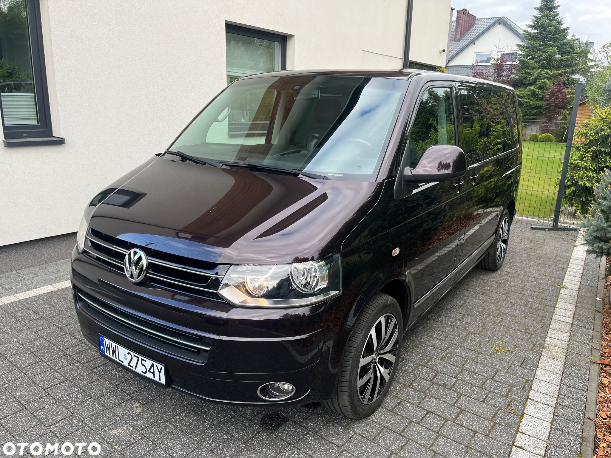 Volkswagen Multivan - 2