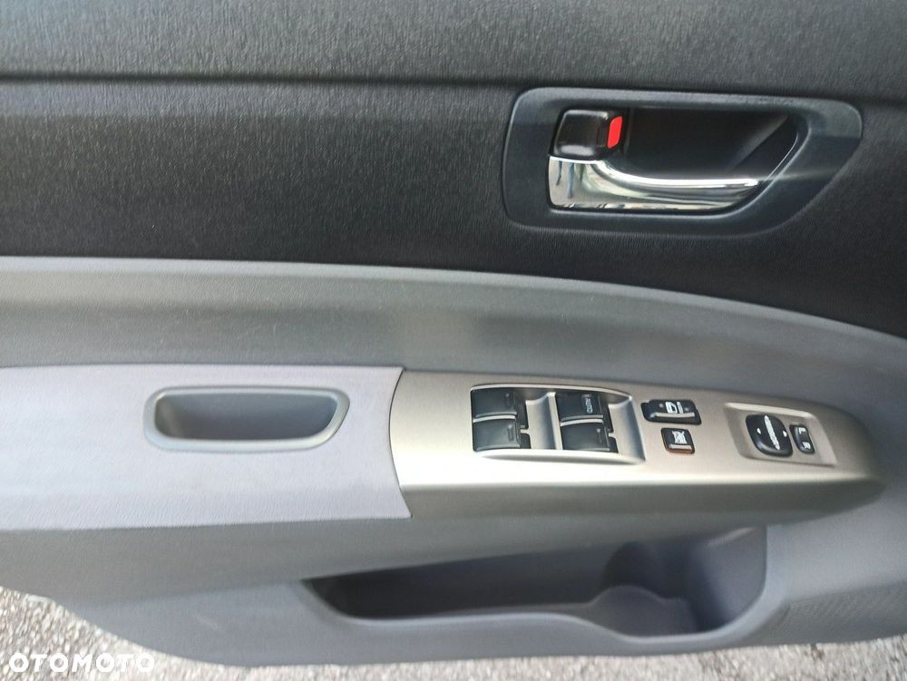 Toyota Prius - 12