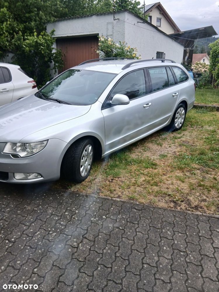 Skoda Superb 2.0 TDI Ambition DSG - 4