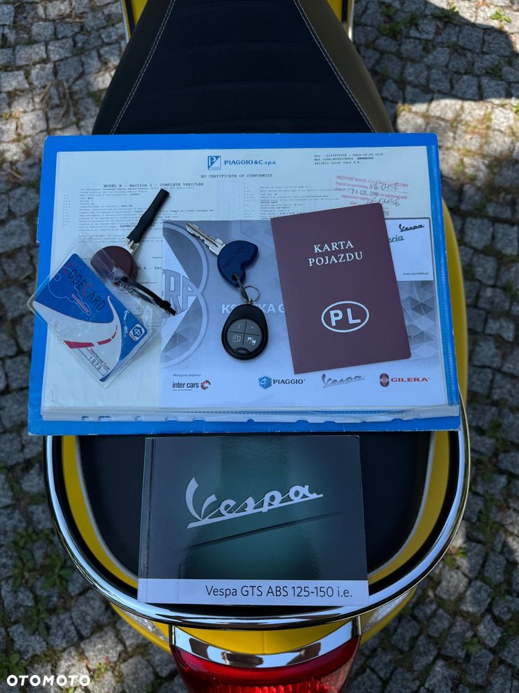 Vespa GTS - 12