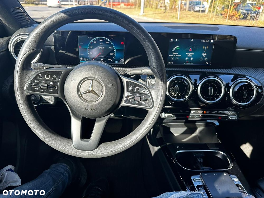 Mercedes-Benz Klasa A 180 7G-DCT Style - 14