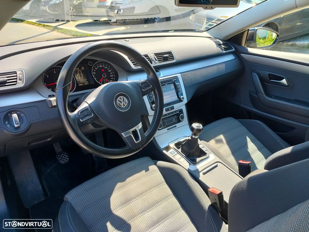 VW Passat CC 2.0 TDi BlueMotion - 16