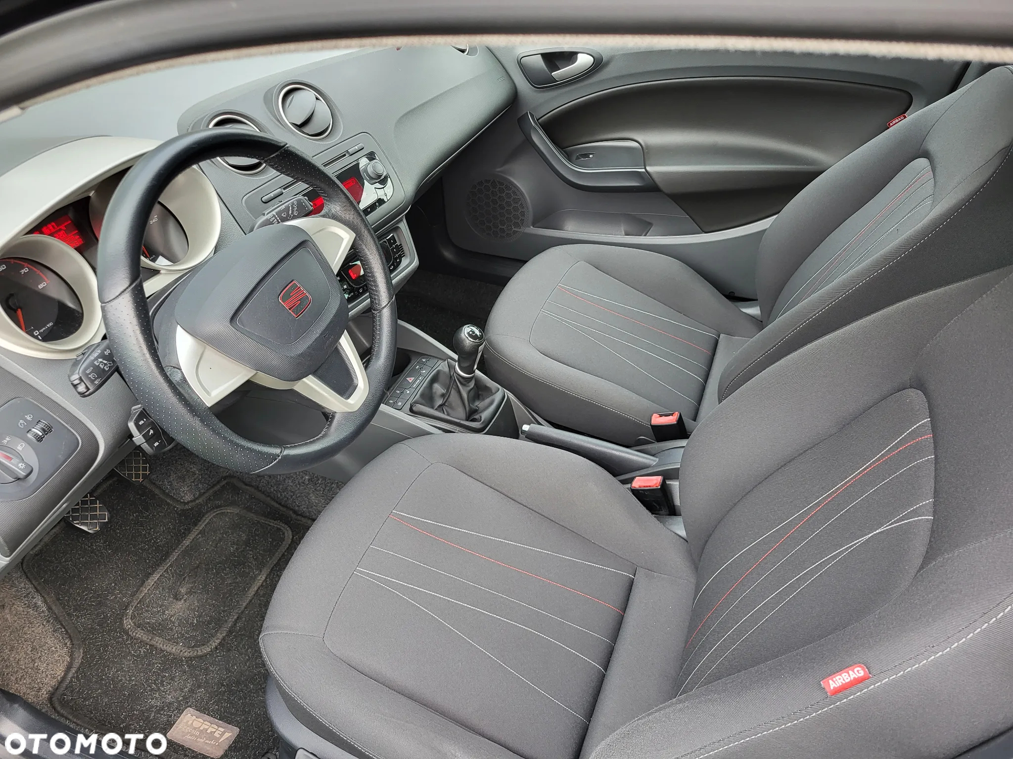 Seat Ibiza SC 1.4 16V Style - 11