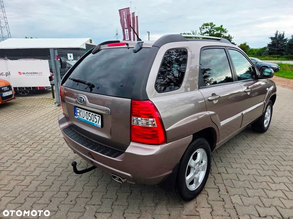 Kia Sportage 2.0 CRDI 2WD Cup - 9