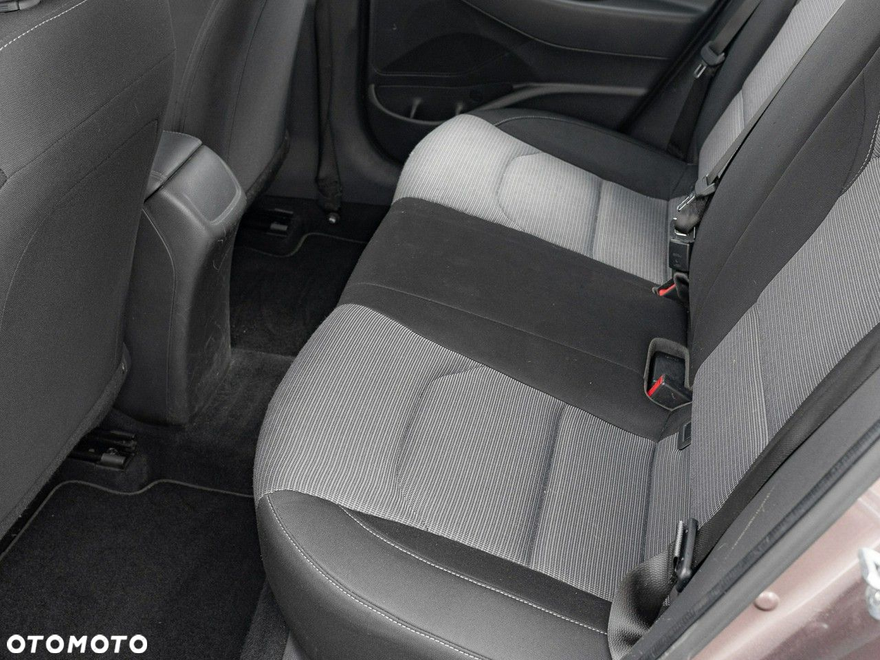 Hyundai i30 1.0 T-GDI Classic + DCT - 24