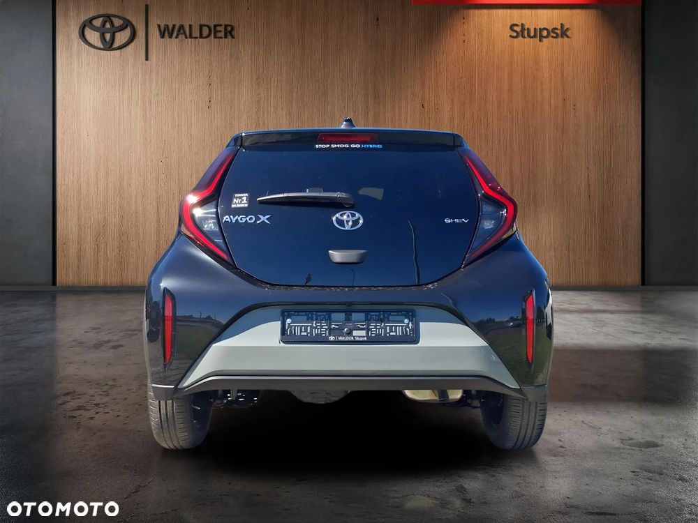 Toyota Aygo X Hybrid 1.5 Style e-CVT - 4