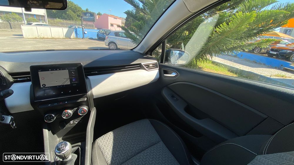 Renault Clio 1.0 TCe Techno - 27