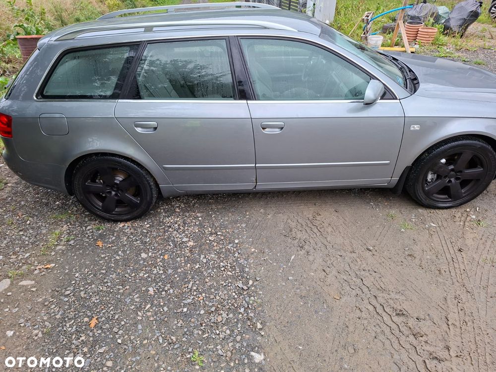Audi A4 Avant - 4