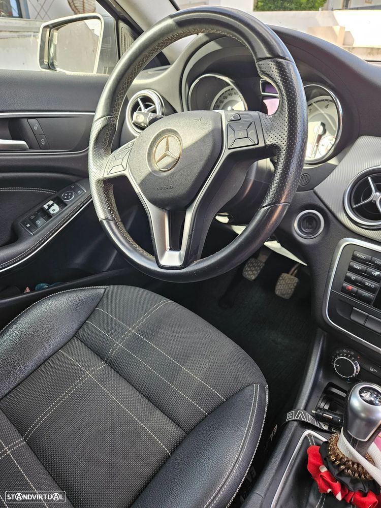 Mercedes-Benz GLA 180 CDI - 14