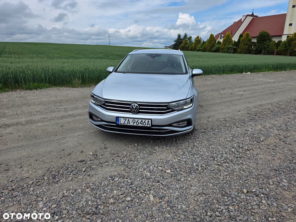 Volkswagen Passat 2.0 TDI SCR DSG 4Motion Business - 9