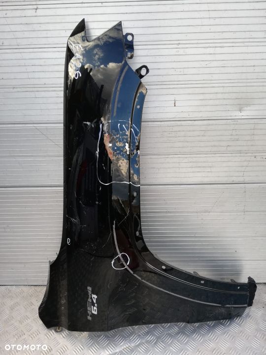 E126 BŁOTNIK  JEEP GRAND CHEROKEE WK2 2010-17 PRAWY - 1