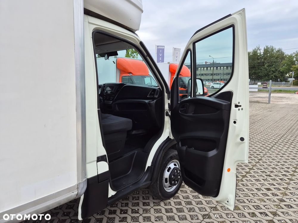 Iveco Daily 35C14, Kontener 8PAL, Winda 1000KG, klima - 19