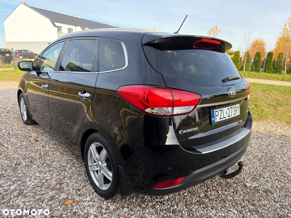Kia Carens 1.7 CRDi L - 6