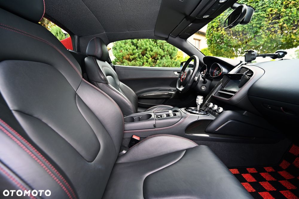 Audi R8 Coupé - 25