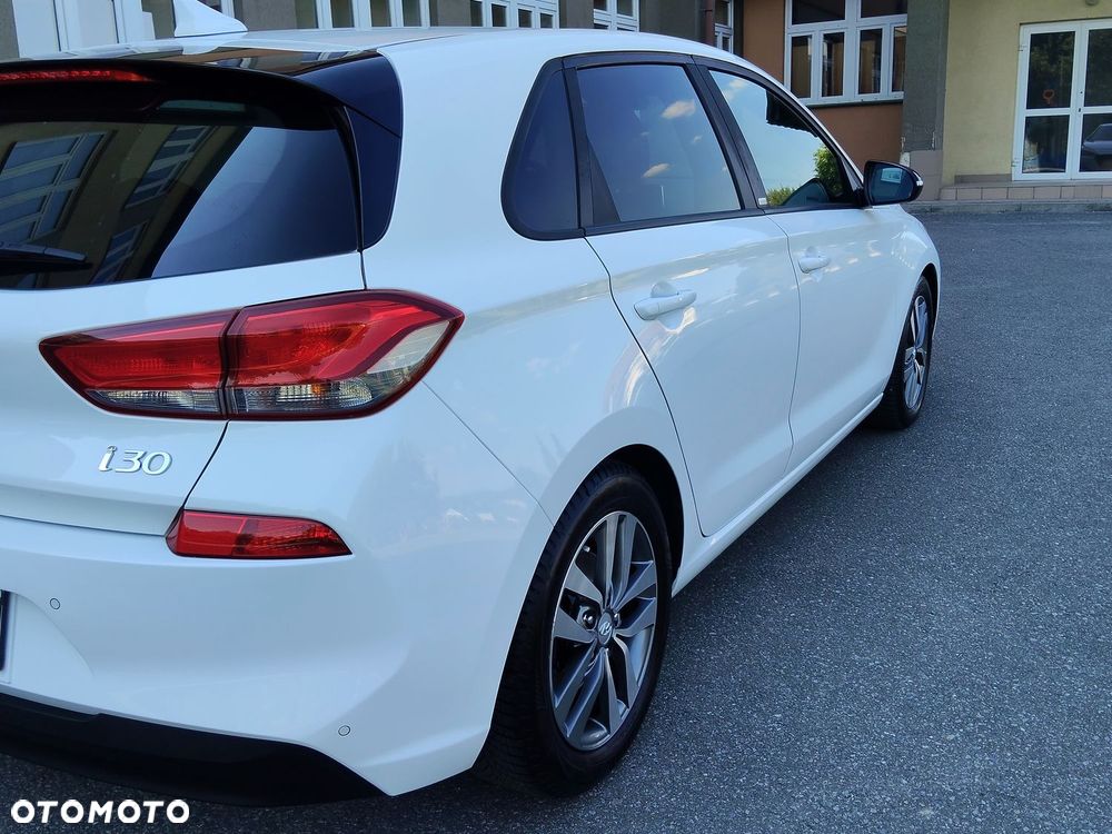 Hyundai i30 1.4 Premium - 8